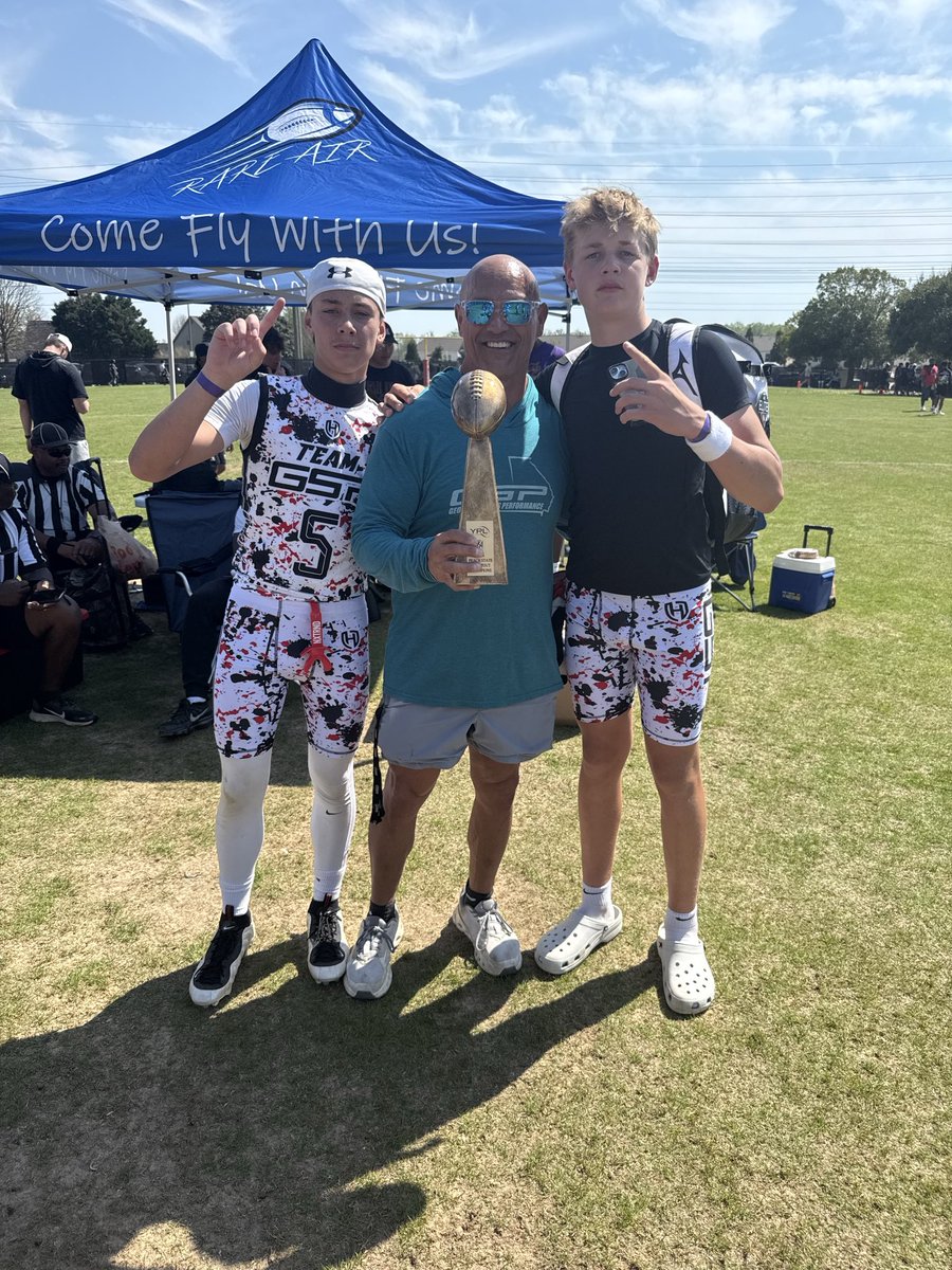 Earl Williams tweet media