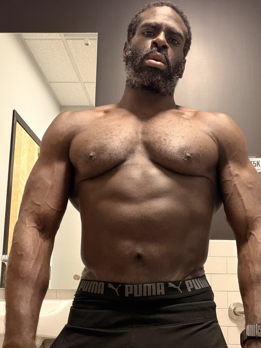 Bobby Carter tweet media