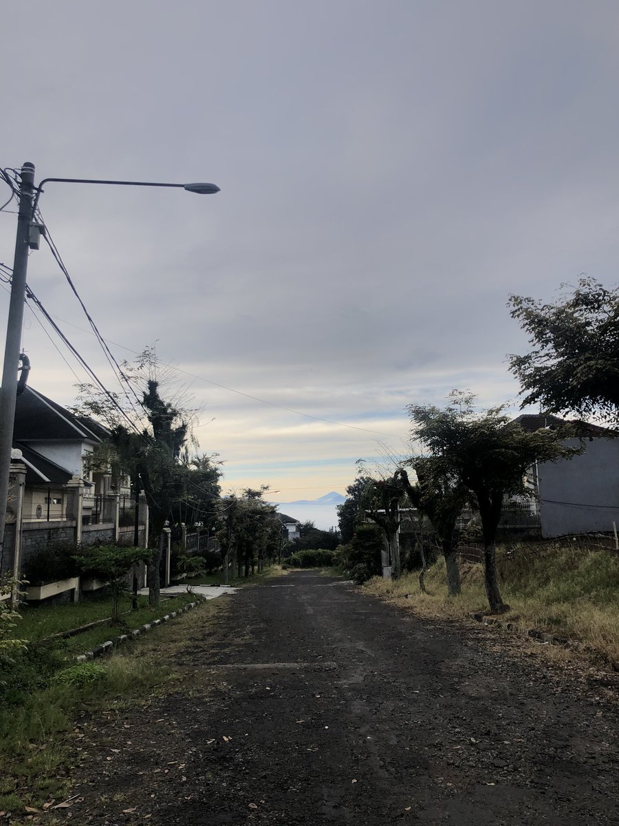 Bandung, 06.00 am