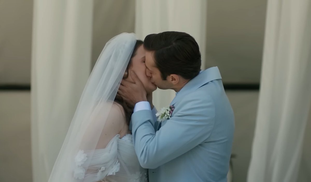 CaterinaMonteb4's tweet photo. Eren che accompagna sua figlia Tugce all’altare, e Efe che si emoziona appena la vede arrivare in abito bianco😭🤧
Ma la bellezza di tutto ciò?🥹
Quanto sono felice per i cucciolissimi🤏🏼🧸🤍
#SegretiDiFamiglia • #EfTug https://t.co/9WvGk1MIbM