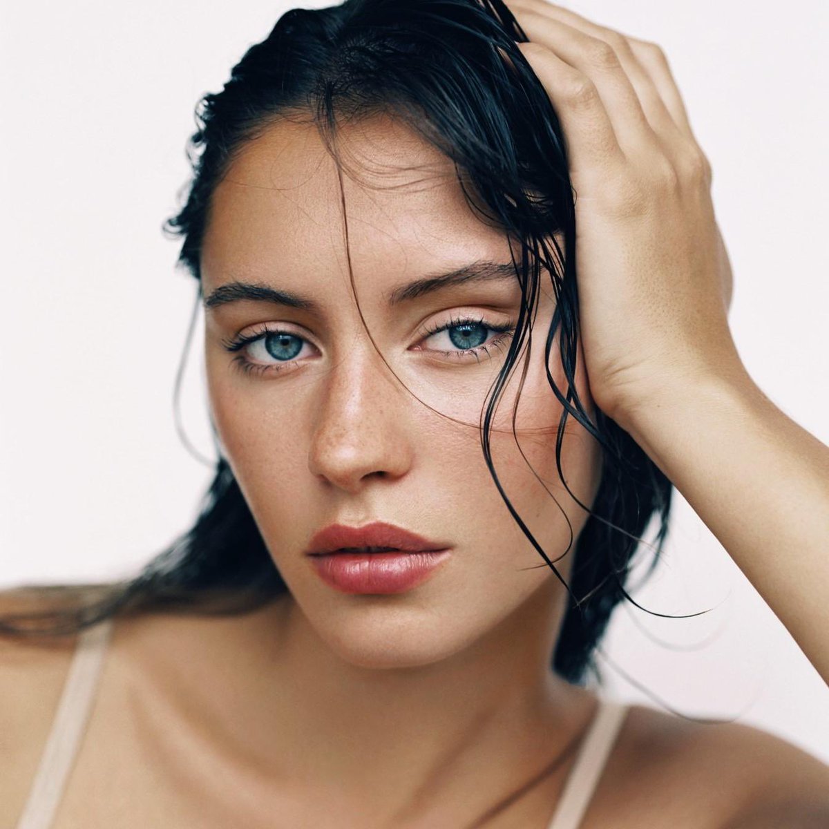 Reading Between the Lines Podcast tweet media