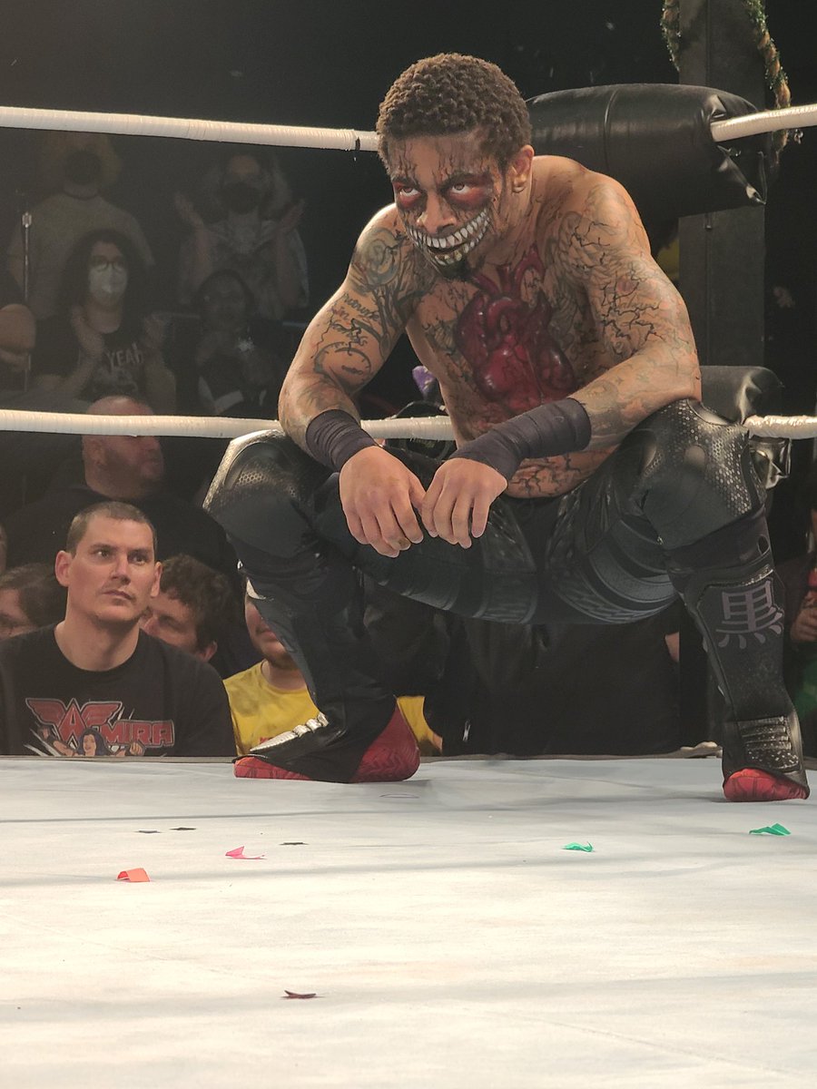 ovrthrw (Tyrel) tweet media