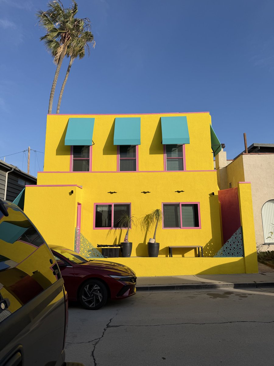 RealEstateDude tweet media