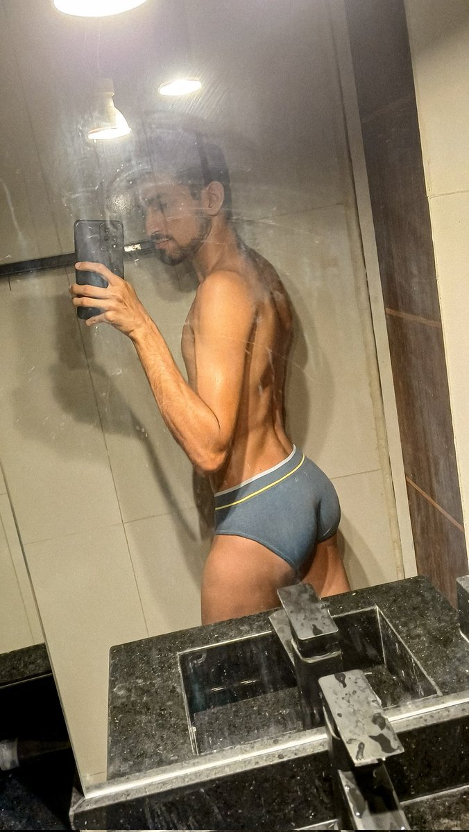 Café com Mayhem tweet media