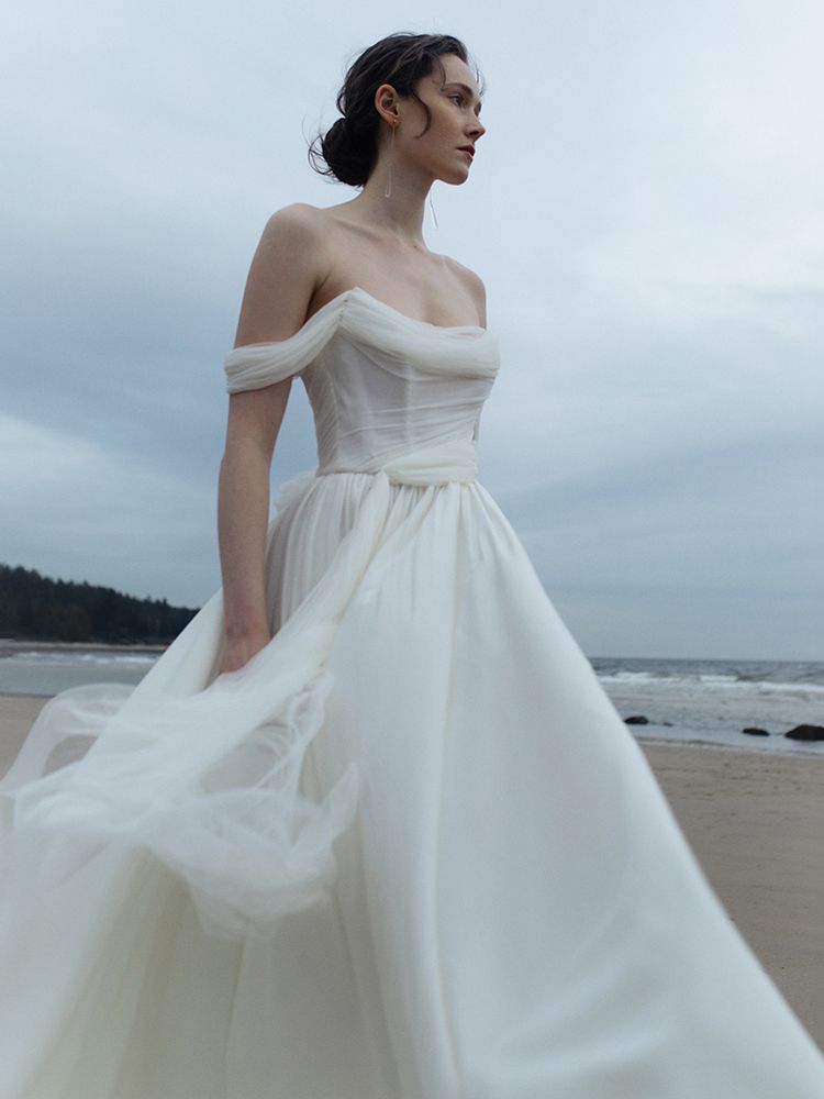 Bridal Guide tweet media