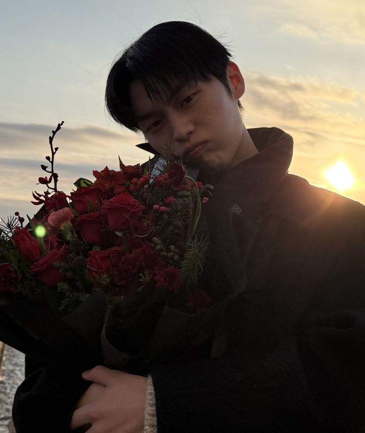 𐙚kkul tweet media