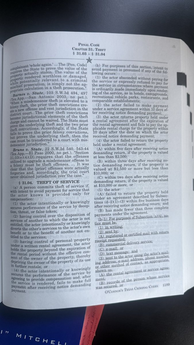 Sarah Stogner tweet media