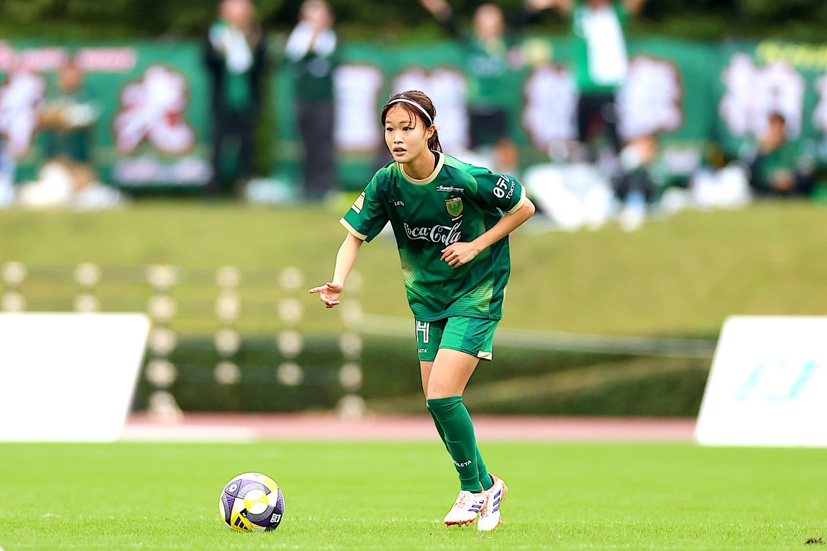 realsportsjp's tweet photo. 憧れの「ベレーザの14番」を背負う覚悟。眞城美春が語る“プロ2年目”の現在地
https://t.co/2d0vujSRnM

#WEリーグ
#日テレ・東京ヴェルディベレーザ
#眞城美春
#成長の理由
#最大の武器 https://t.co/146DVYQX6Q