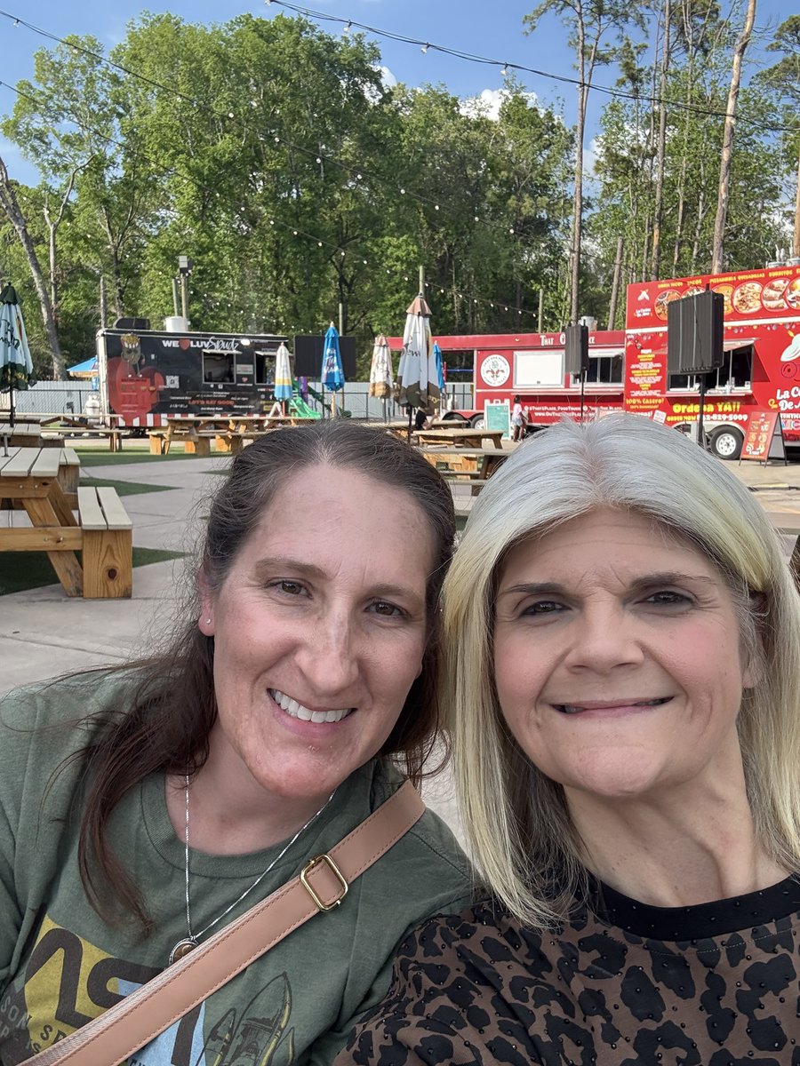 Tammi Davis tweet media