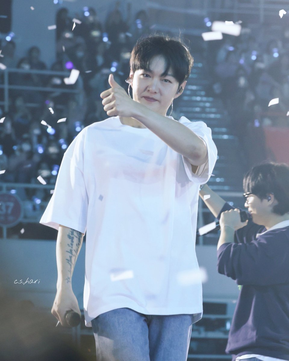 N년전 오늘의 창섭🍑 tweet media