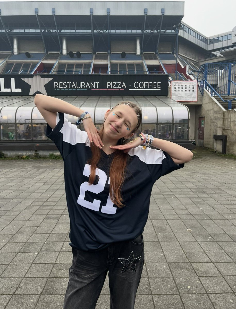 nat ౨ৎ˚₊‧ ✩ ₊ tweet media