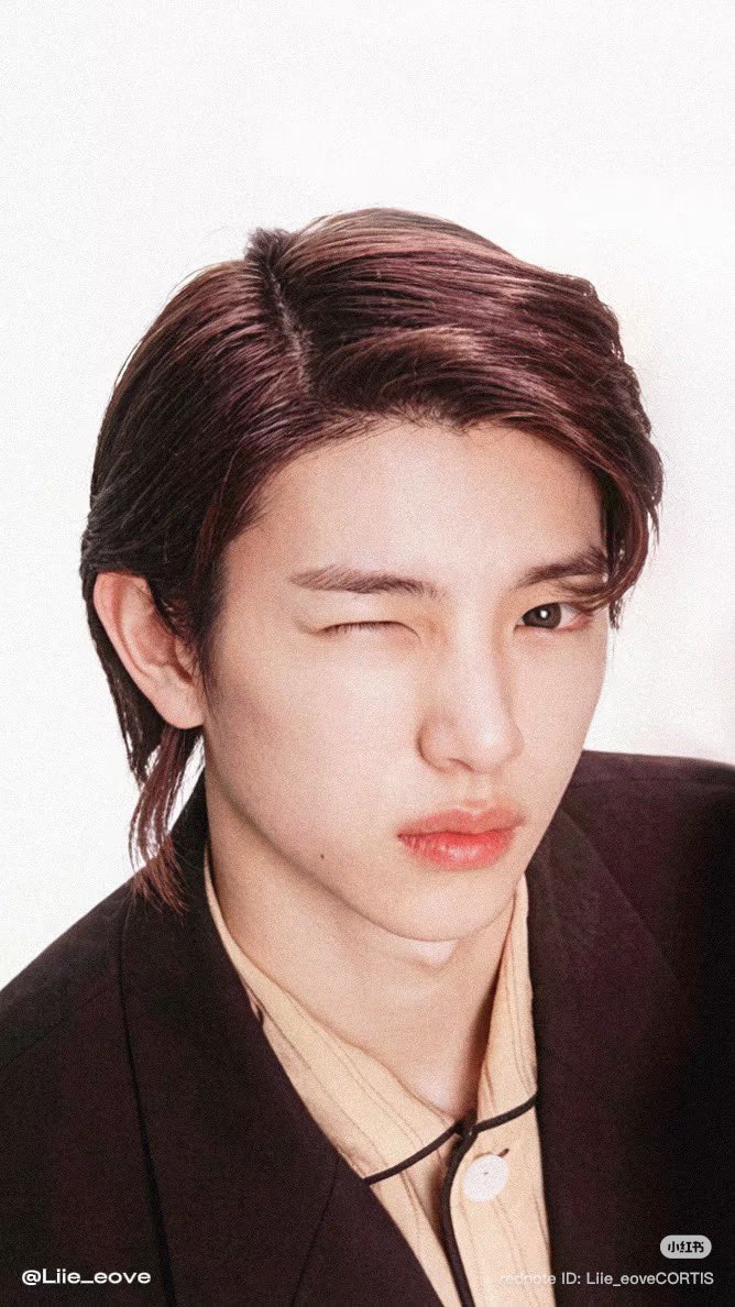 쭈윙크크 tweet media