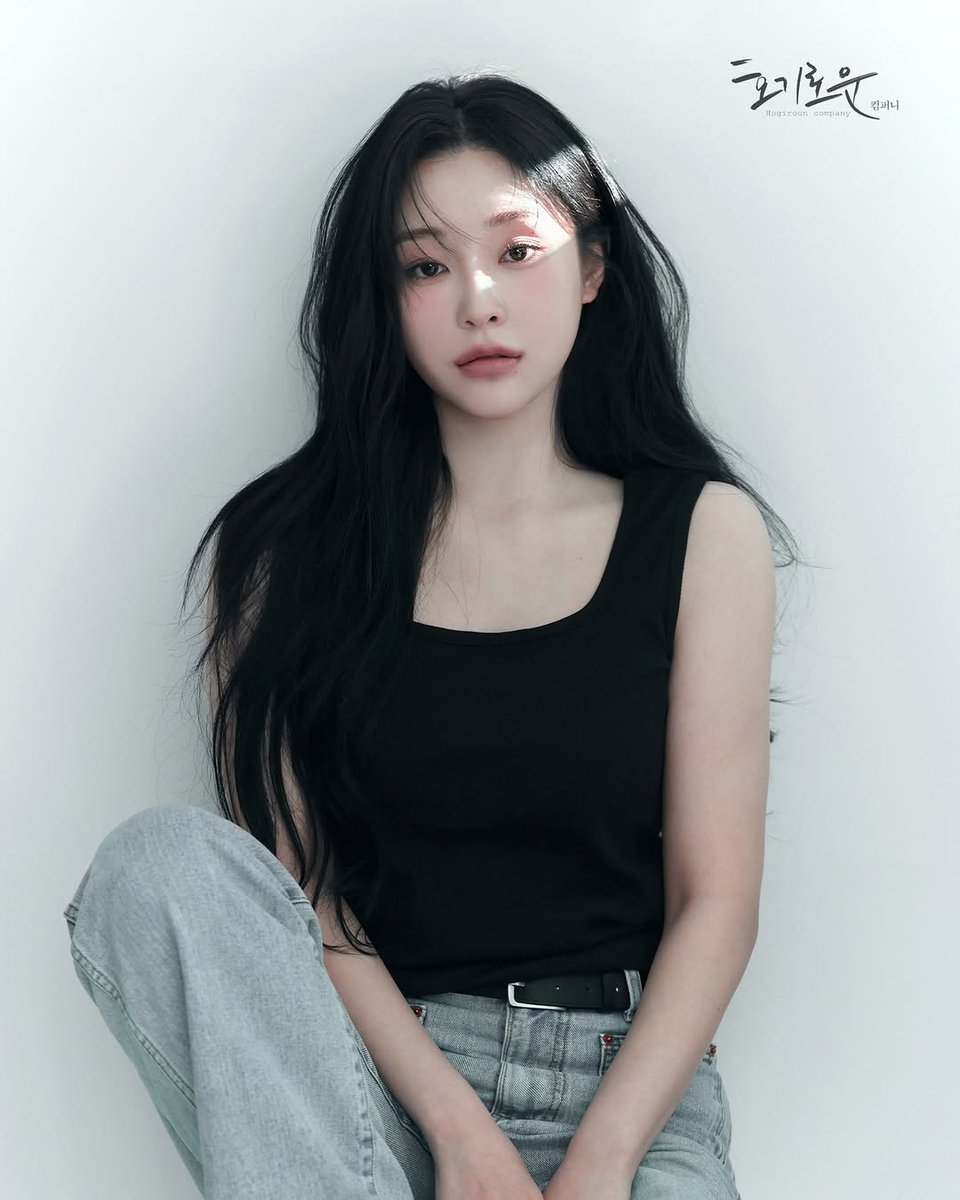 Lee Seoyul (Gahyun) Press 🌈 tweet media