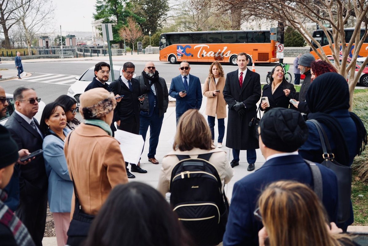 NalecNews's tweet photo. 28 Senate offices. Real conversations. Real impact.
Our Advocacy Day brought stories and solutions on global health, immigration, and SNAP issues shaping families’ futures. We pushed to protect vital programs and ensure communities are heard. This is why we advocate. #WEARENALEC https://t.co/aFBztLgBVx
