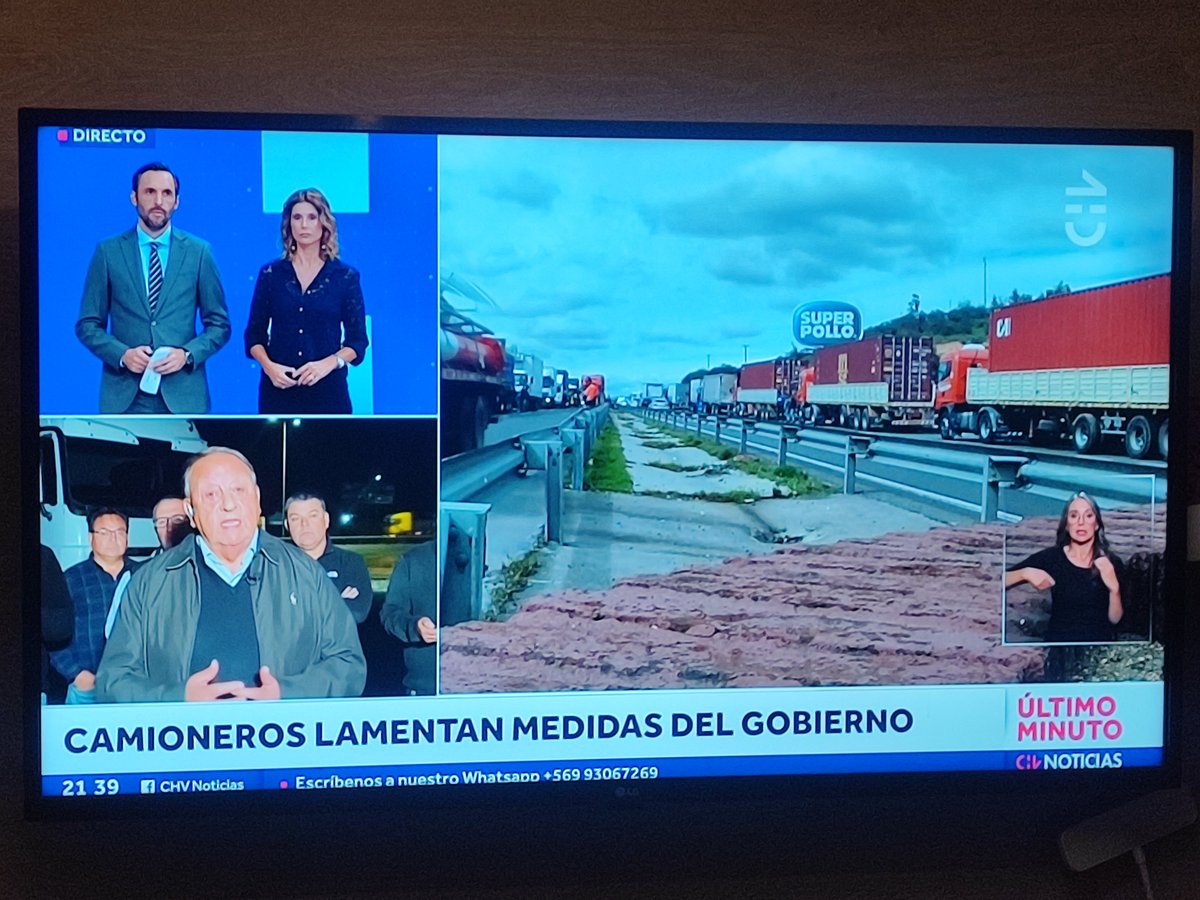 Jajjaja camioneros pencas y sometidos, les subieron como nunca el petróleo y dicen que están tranquilos y valoran las acciones del gobierno.
Por menos hicieron tremendos paros 

#bencina
#Mepco