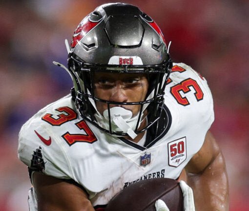 BakerMuse tweet media