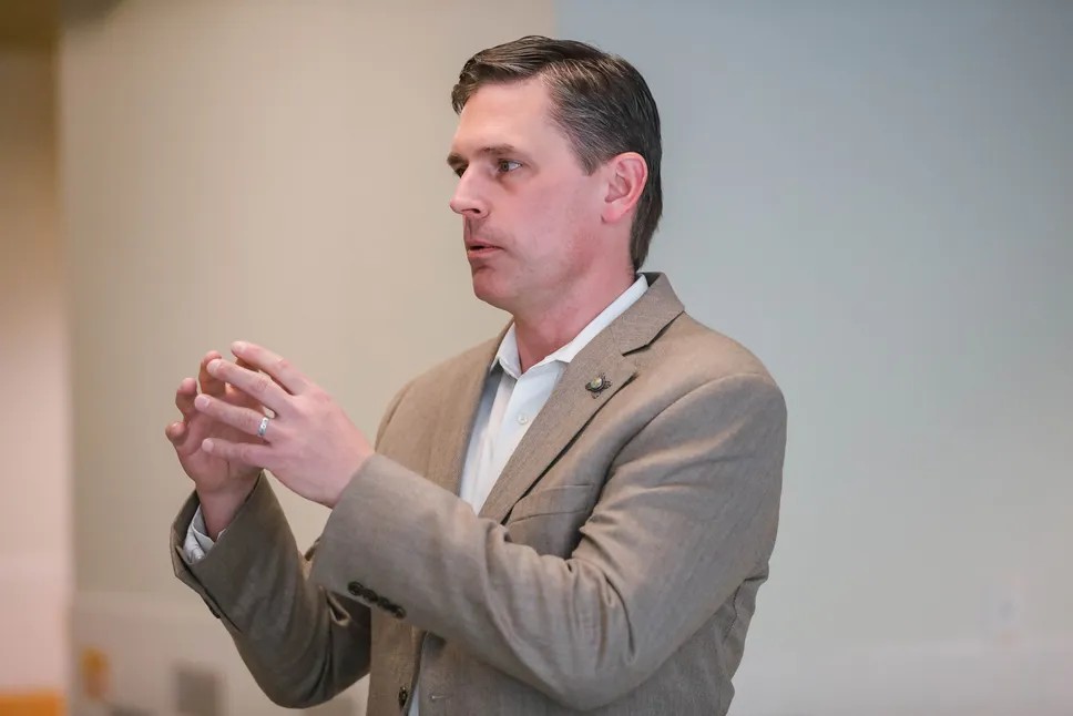 Political Polls tweet media