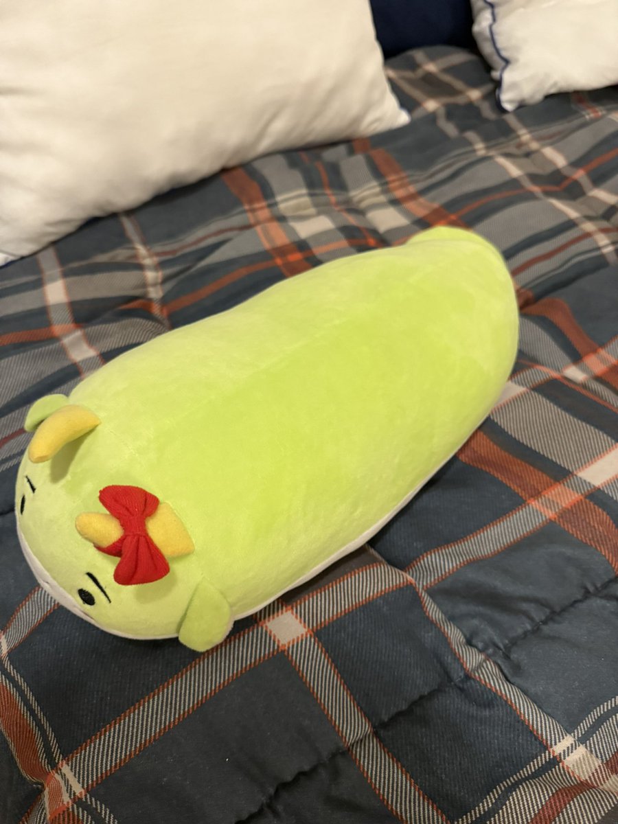 KingPytha tweet media