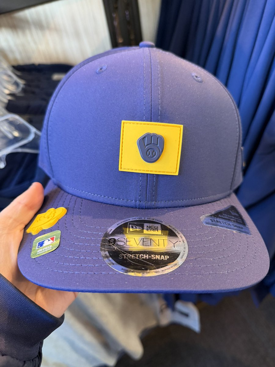 𝒴𝑒𝓁𝒾’𝓈 𝐵𝑜𝓃𝑔 tweet media