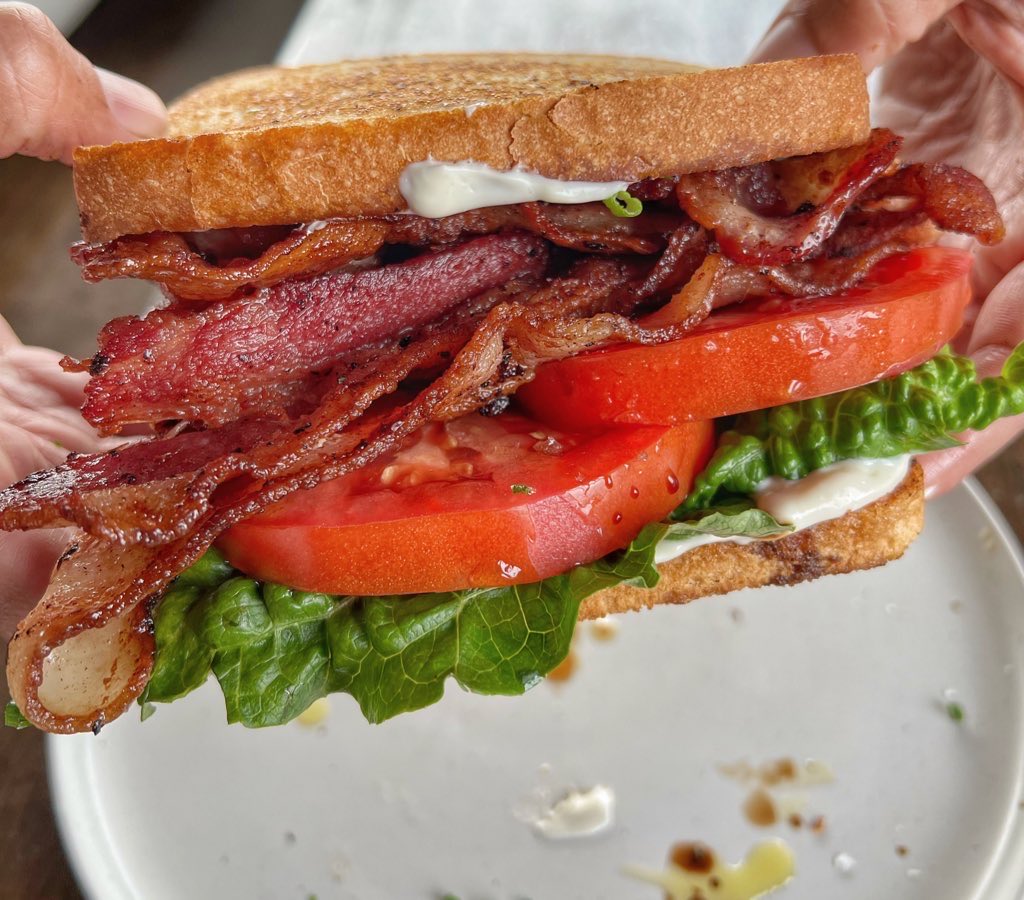 Chef Andrew Gruel tweet media