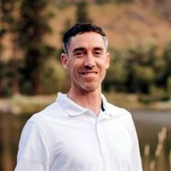 Experts.com tweet media