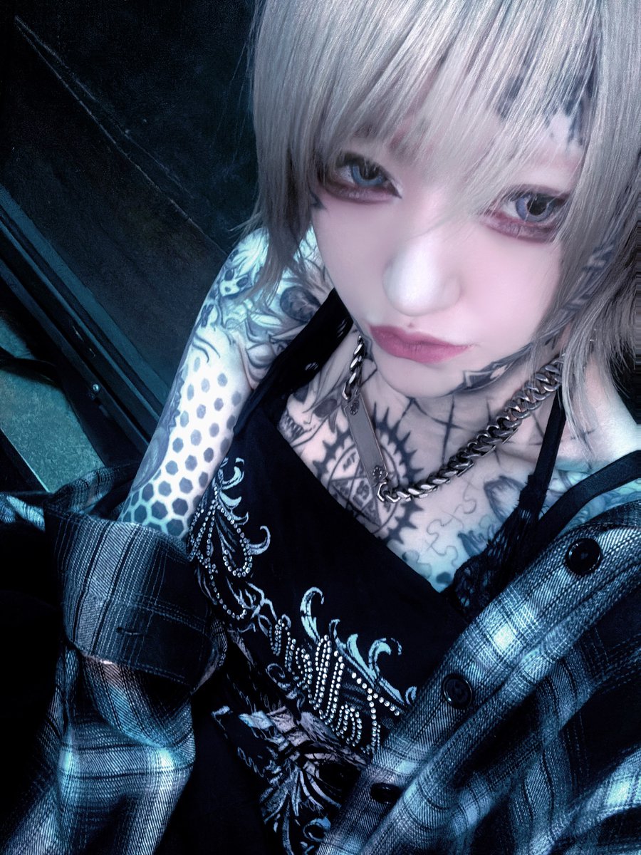 キツネ tweet media