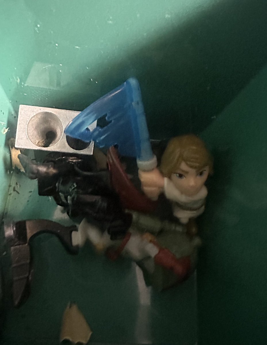 sam ノ ანანო tweet media