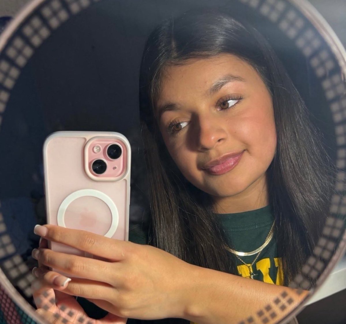 zee 💃 tweet media