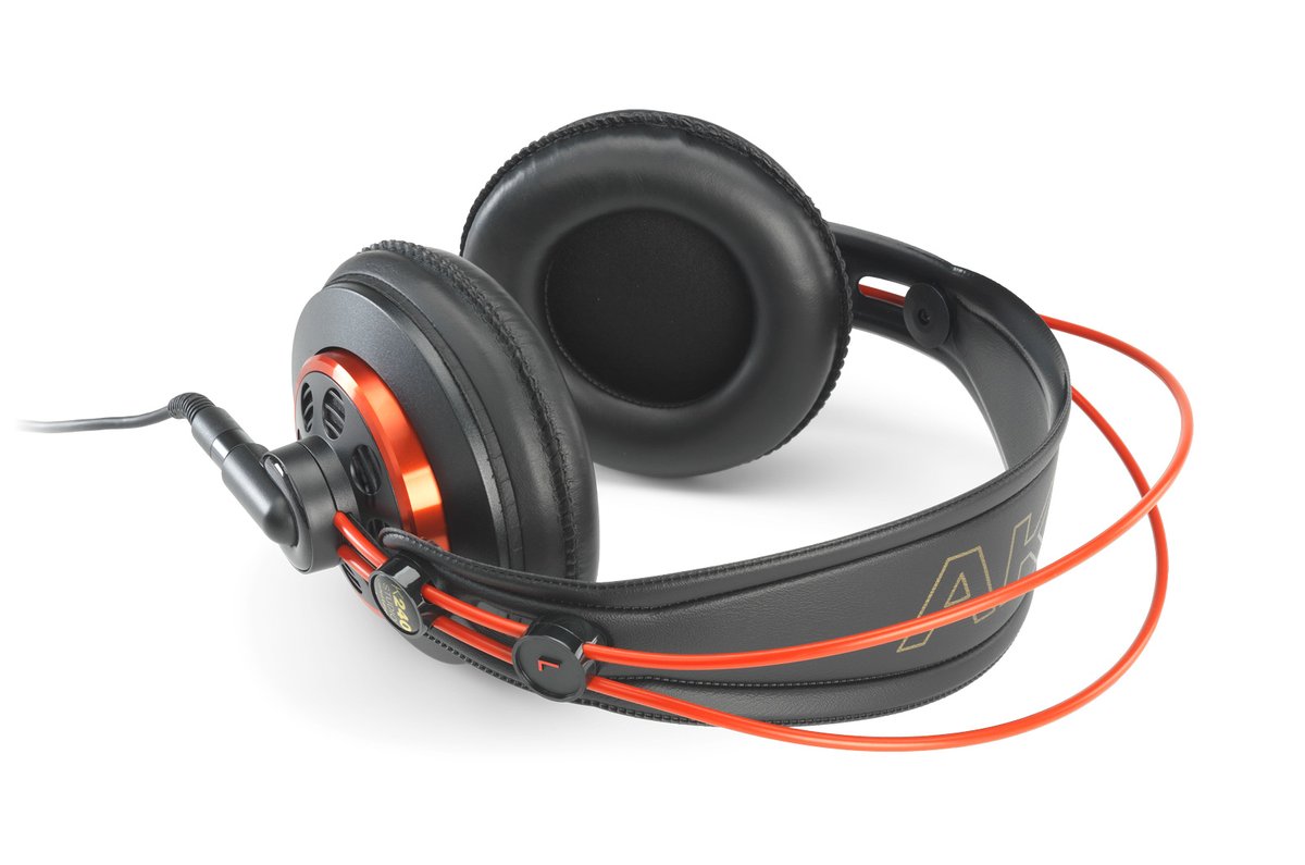 長時間の作業を支えるモニターヘッドホン 『AKG K240 STUDIO Limited