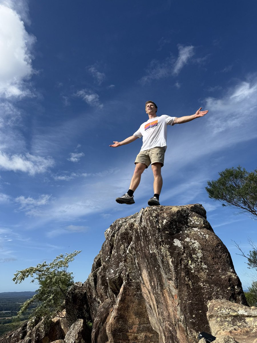 Robert Irwin tweet media