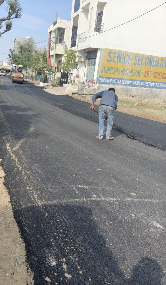 Col Rajyavardhan Rathore Office tweet media