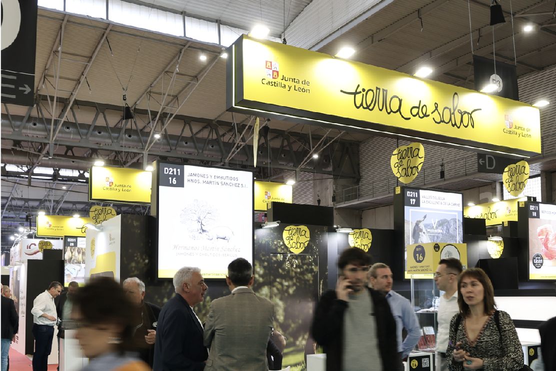 cyleconomica's tweet image. .@tierradesabor desembarca en @AlimentariaBC con 94 #empresas y 26 figuras de #calidad ow.ly/xb1P50YxreX @jcyl @ITACYL #alimentación #feria #internacional #exposición #mercado