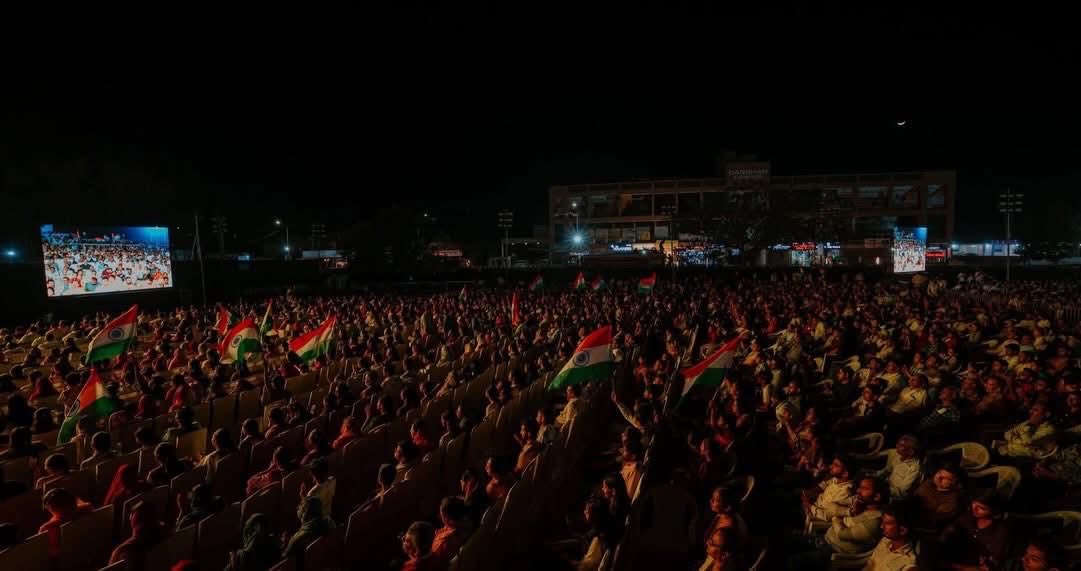 પ્રસંગે માન. મુખ્યમંત્રી શ્રી ભુપેન્દ્રભાઈ પટેલ, નાયબ મુખ્યમંત્રી શ્રી હર્ષભાઈ સંઘવી તેમજ રાજ્યના મંત્રીશ્રીઓ, ધારાસભ્યશ્રીઓ, પ્રદેશ પદાધિકારીશ્રીઓ તેમજ જિલ્લા અને મહાનગરના પ્રમુખશ્રીઓ સહિતના આગેવાનોની પણ ઉપસ્થિત રહ્યા. ૨/૨