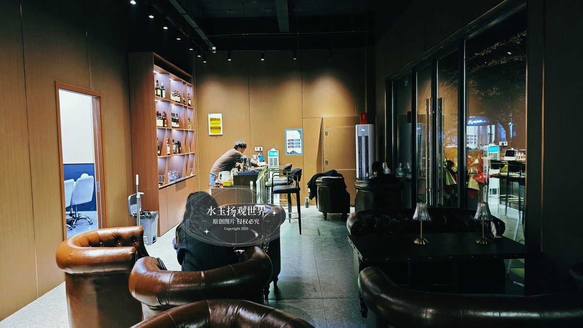 Tina Trongone tweet media