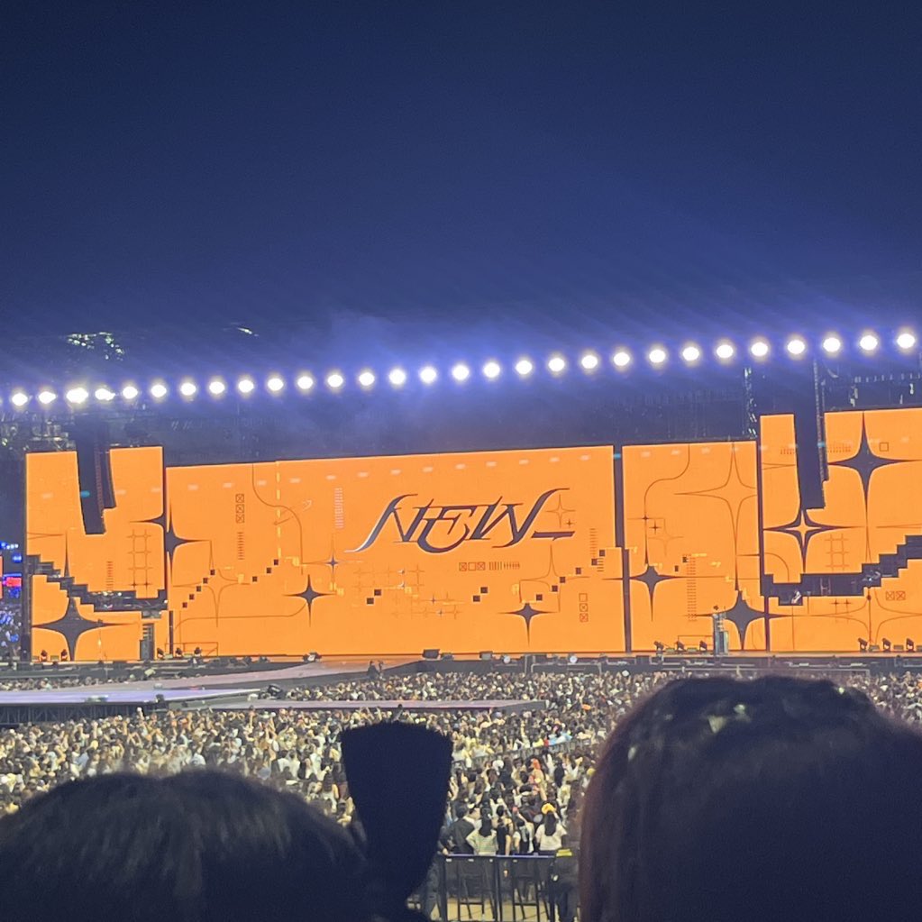 niza ★ tweet media