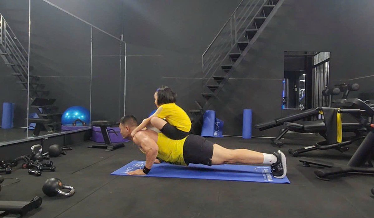 Tony Lê - Gym muscle tweet media