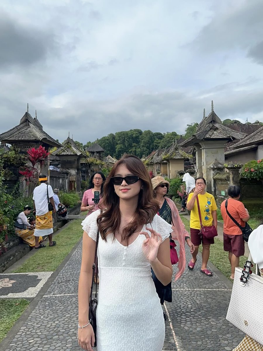 Adellion tweet media