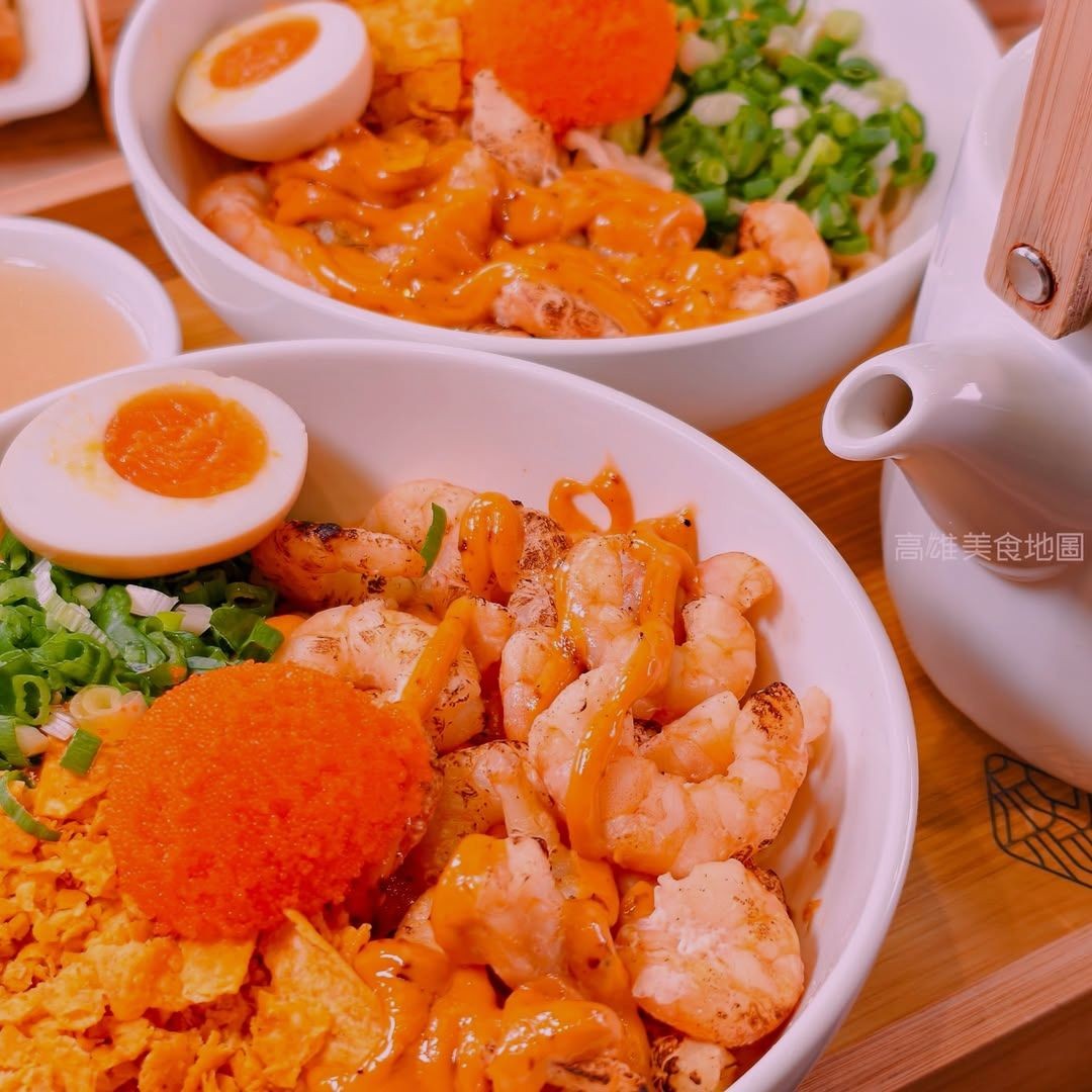 Rickyy703's tweet photo. Fried rice consistently delivers on expectations, particularly with its spicy and deeply satisfying flavor profile. https://t.co/Vm2wudRYJ2