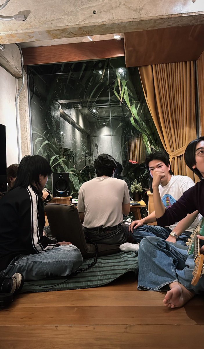 𝙮𝙤𝙪𝙧 𝙥. tweet media