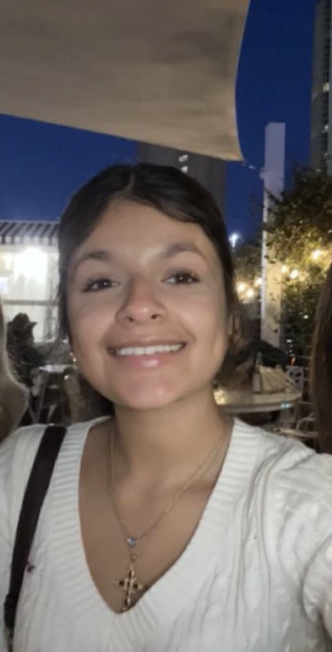 zee 💃 tweet media