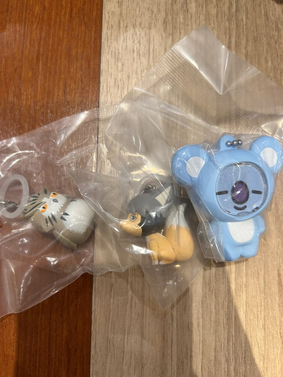 ももは tweet media