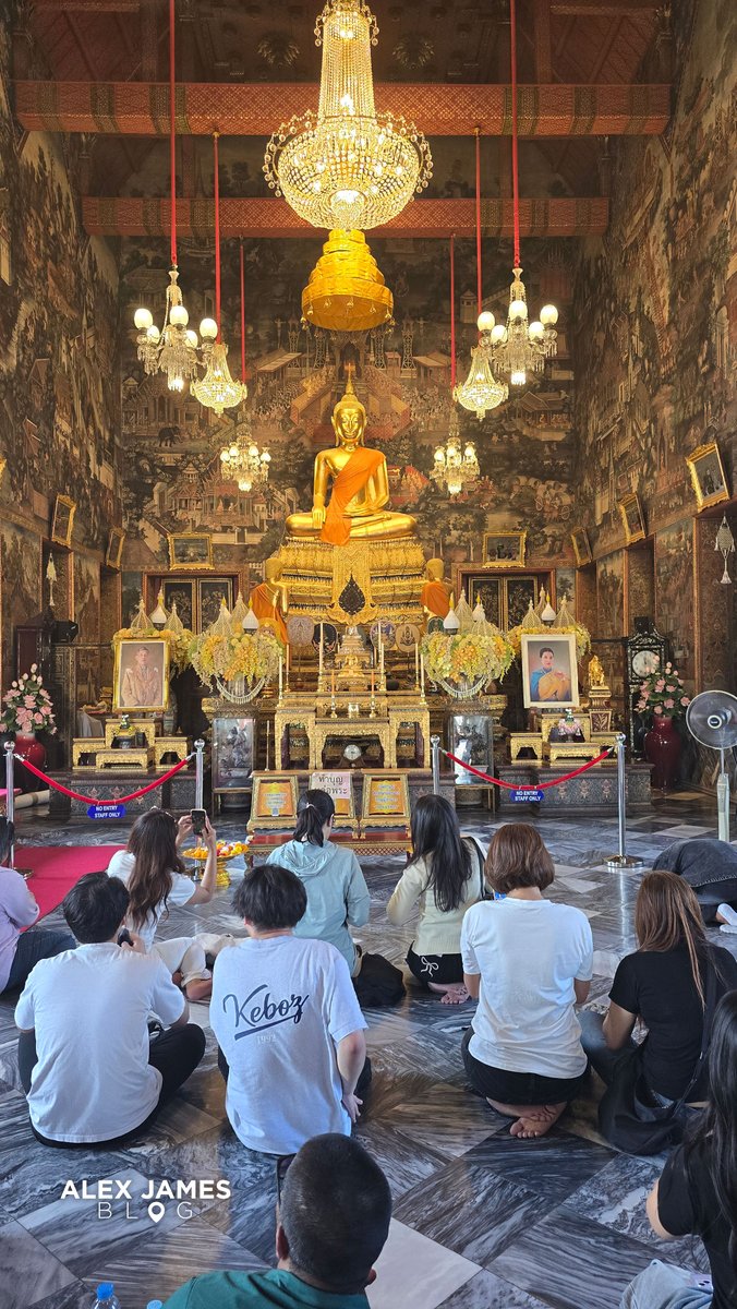 Alex James tweet media