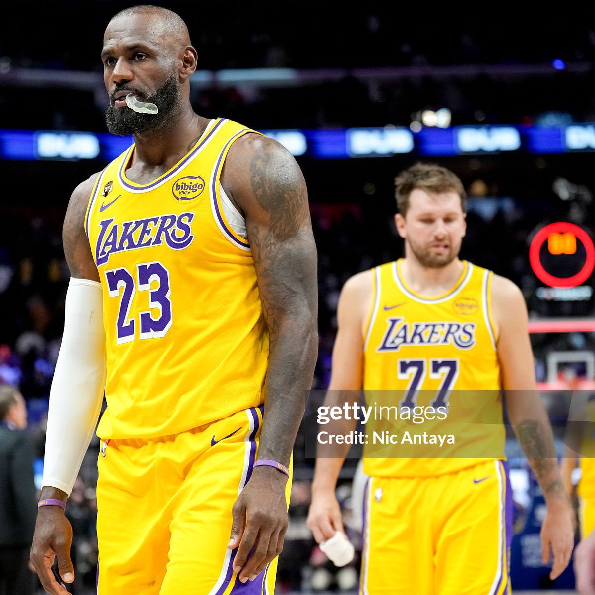 LakeShowYo tweet media