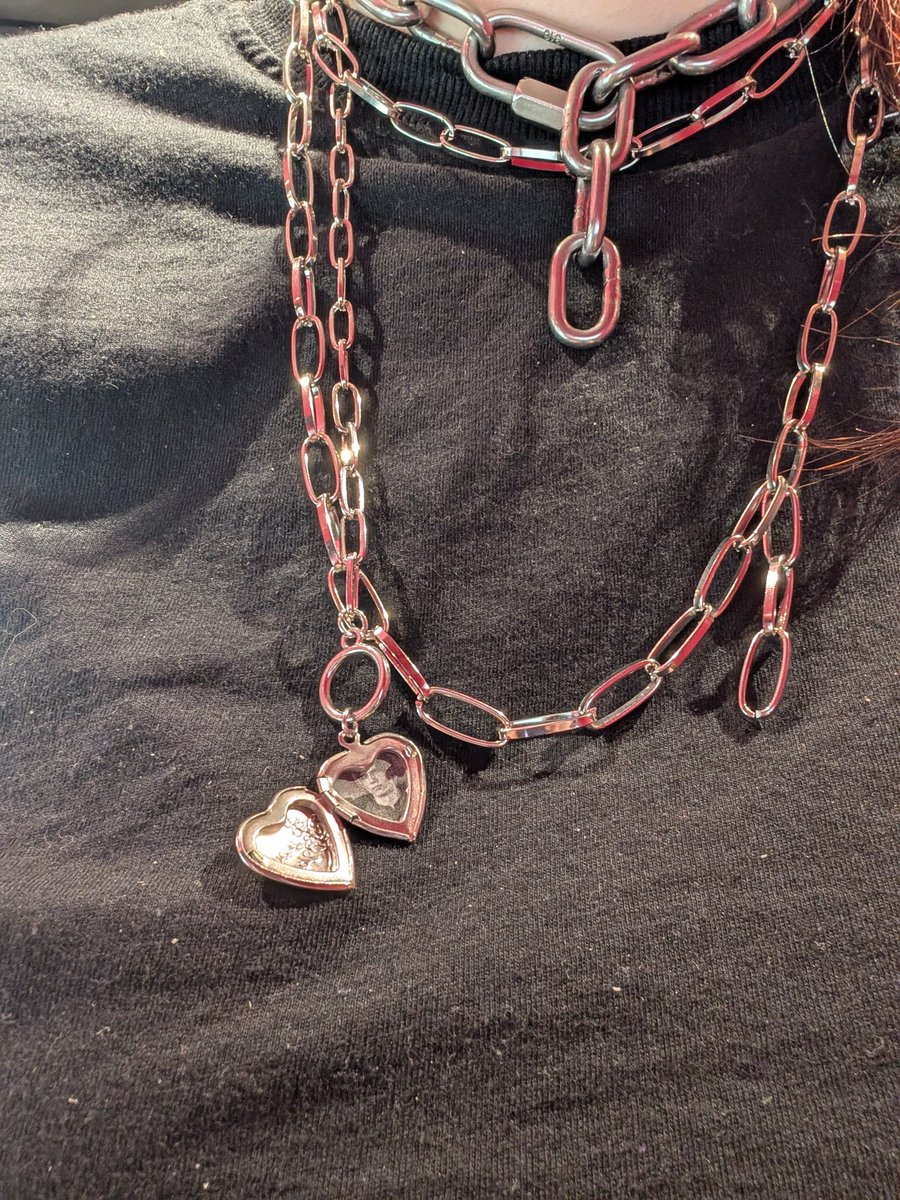 𝘈𝘵𝘭𝘢𝘴. tweet media