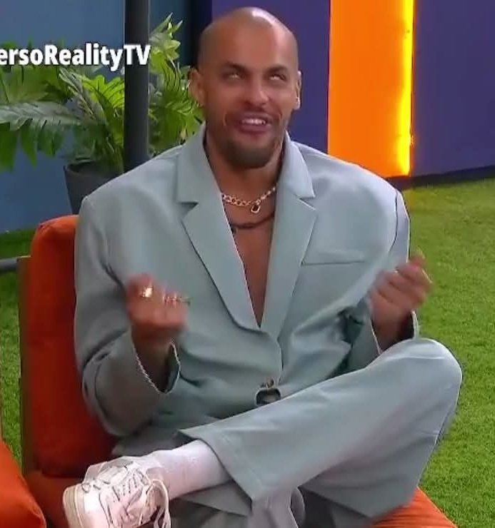 𝑺 𝑯 𝑬 𝑳 𝑩 𝒀 tweet media