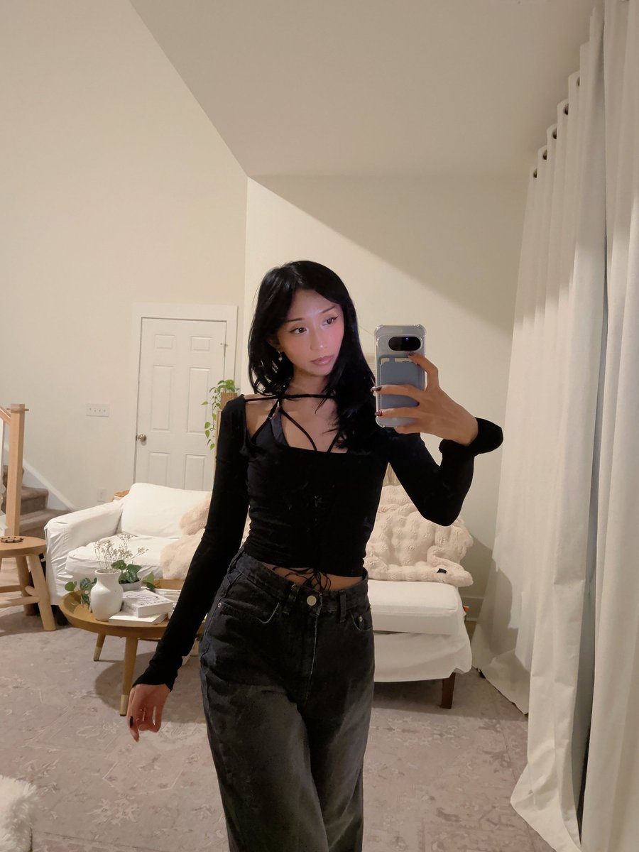 Rose Corpse tweet media