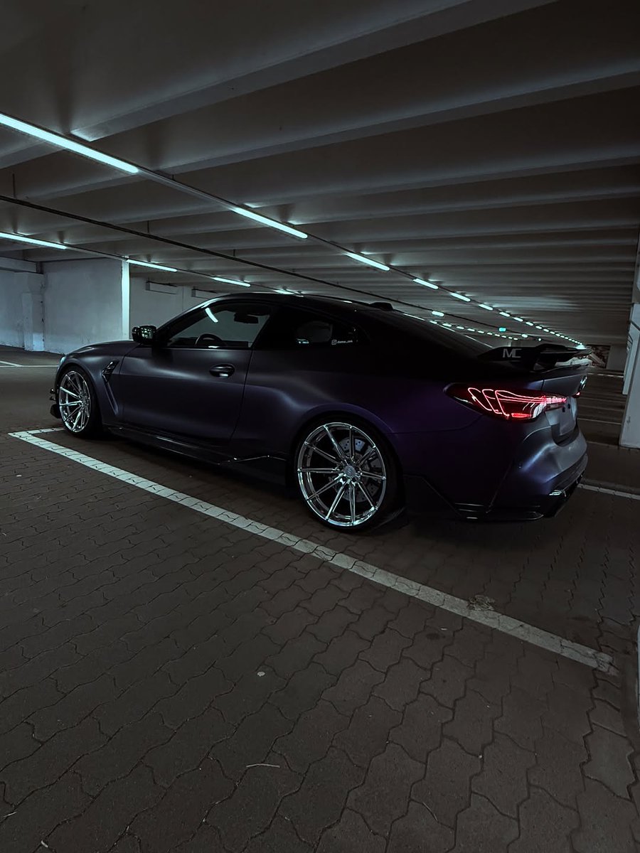TheAutoHub's tweet photo. G82 M4 COMP https://t.co/WAl21yzWvH