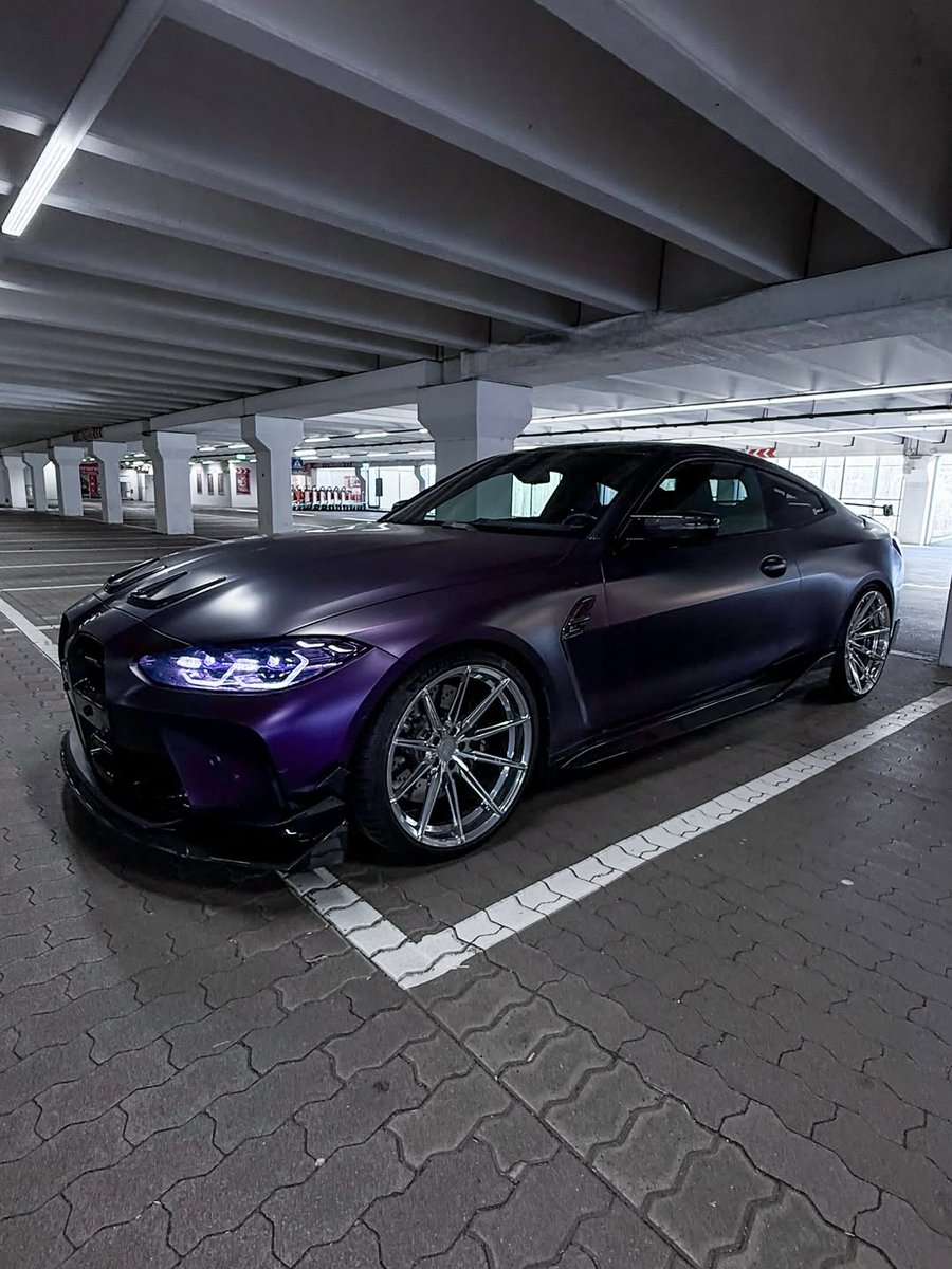 TheAutoHub's tweet photo. G82 M4 COMP https://t.co/WAl21yzWvH