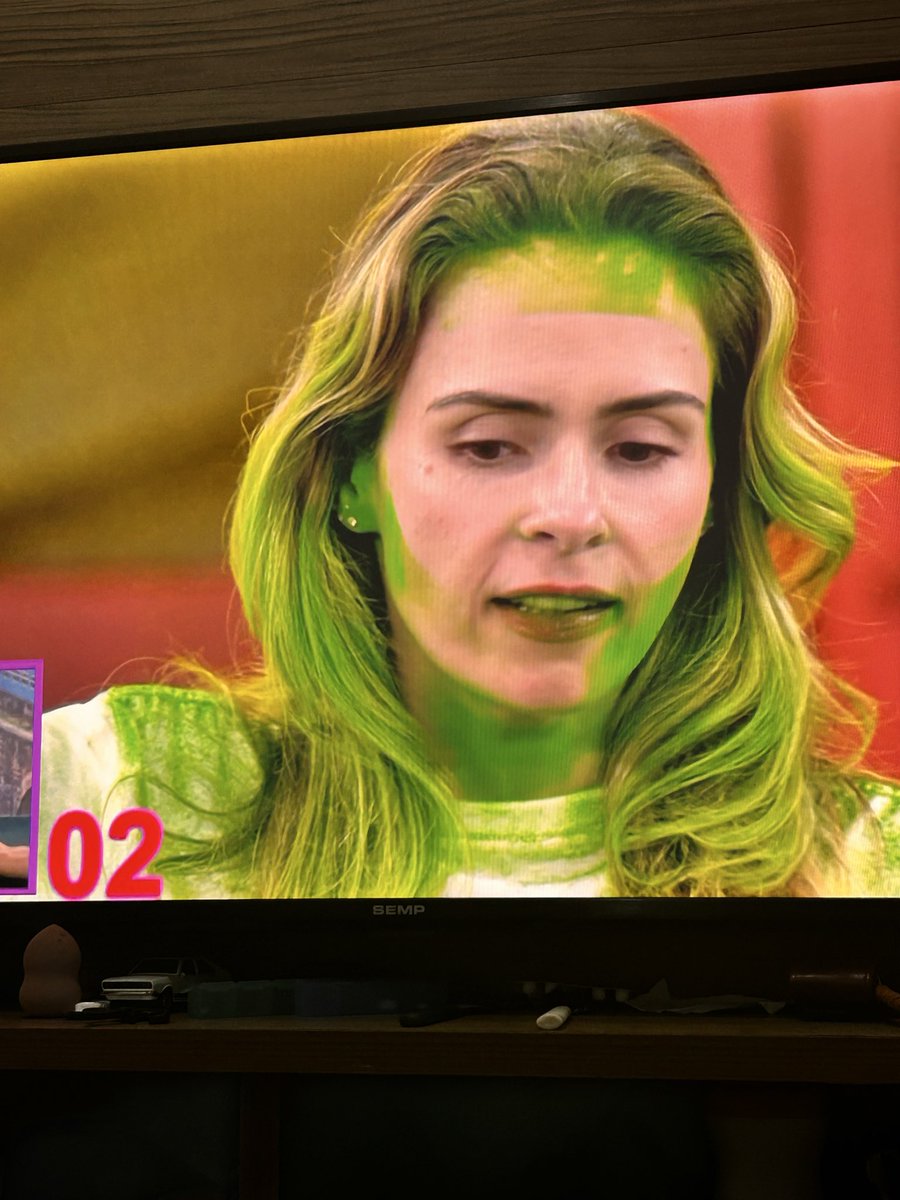 ELA COM O DENTE VERDE KKKKKKKKKKK #bbb #bbb26 #sincerao