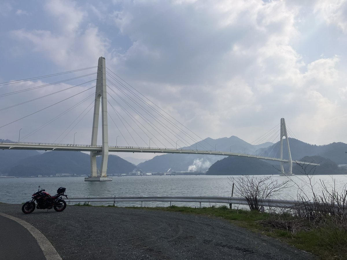 kuwaeclipse's tweet photo. ２０２６年３月２４日【火】

　舞鶴クレインブリッジ

#HONDA
#CB1000ホーネット
#Kawasaki
#Z900 https://t.co/w2kJGvN0v4